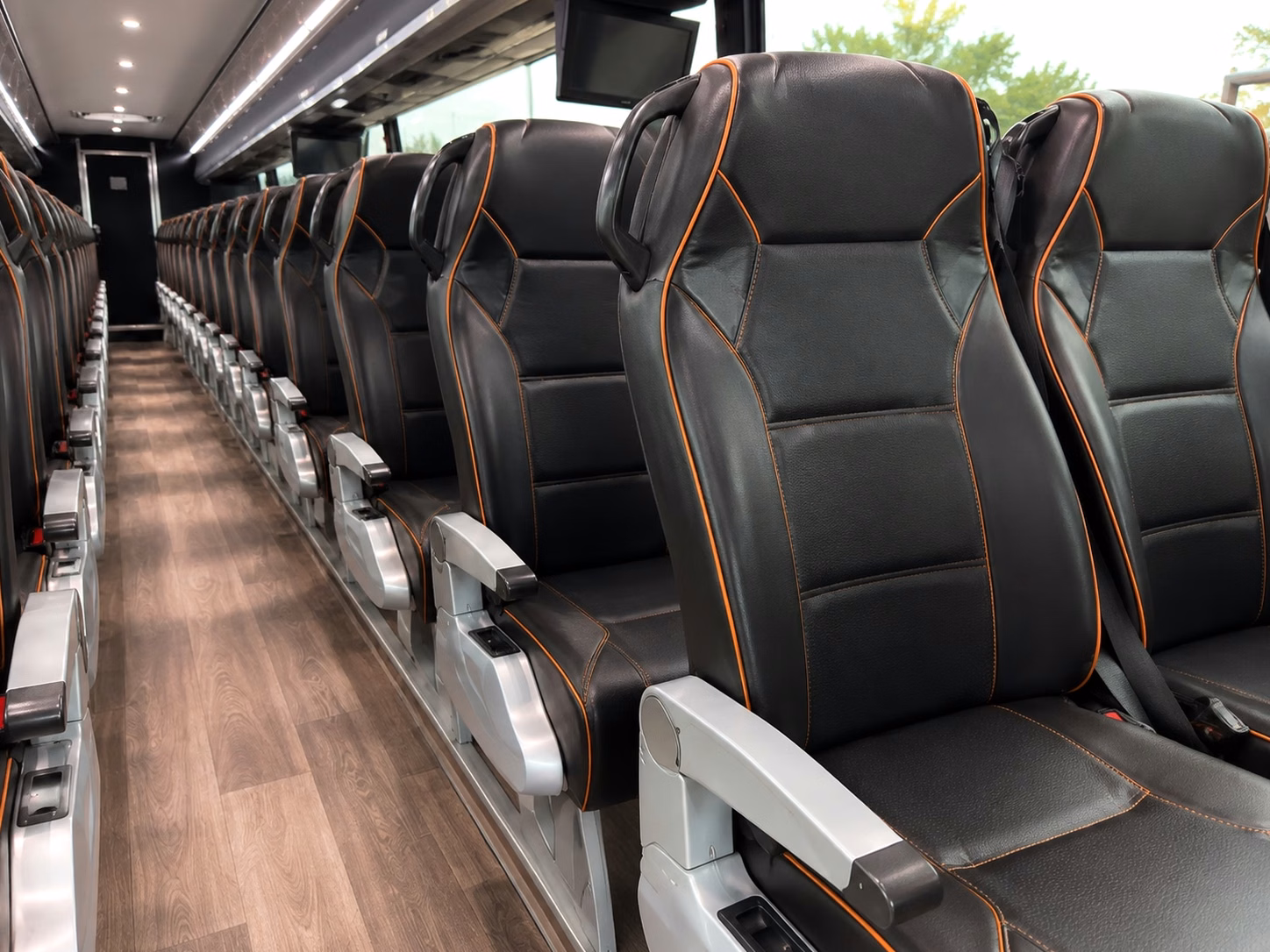 charterbusmeridian com makes fan bus rentals to boise state broncos games easy
