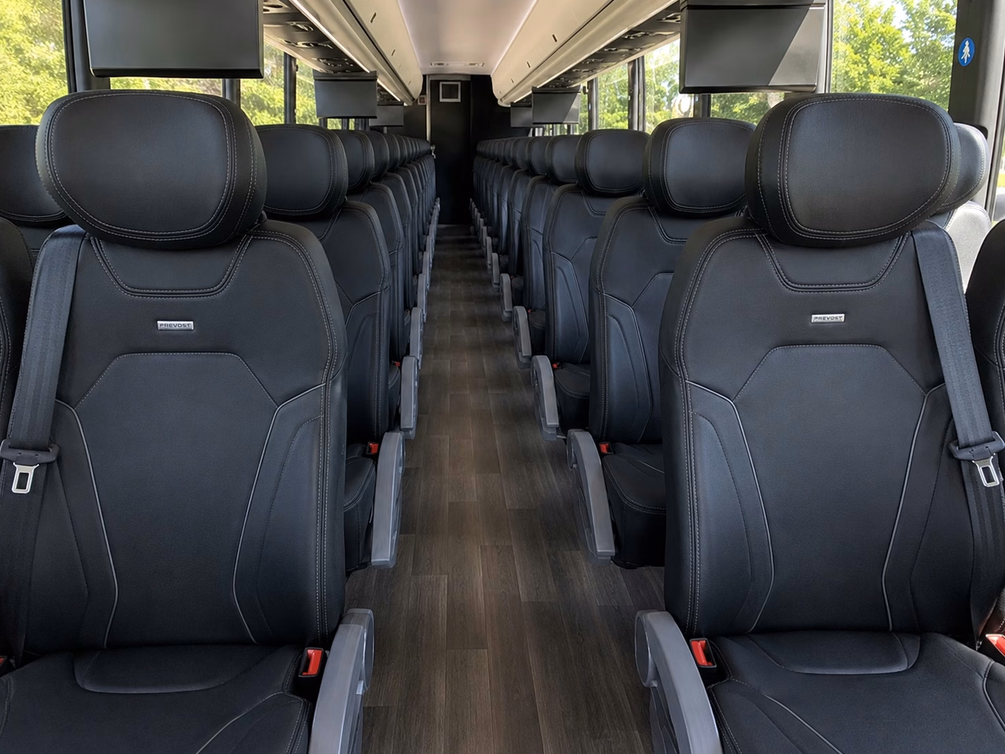 winery and venue hop transportation for meridian and treasure valley wedding celebrations